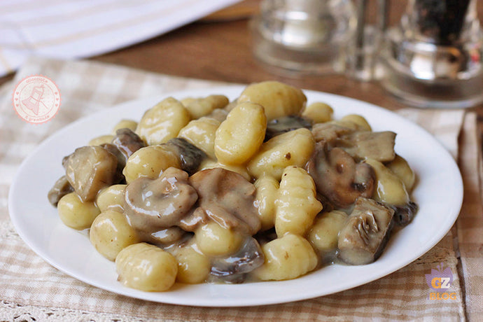 Primo - gnocchi con funghi